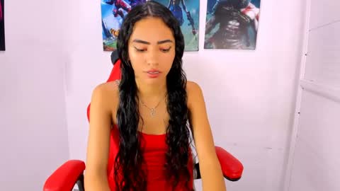 Evelin online show from May 7, 11:25 am