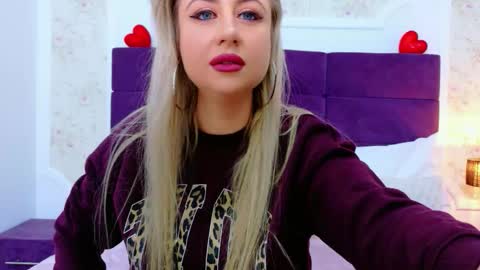 EvelinHill online show from March 8, 5:11 am