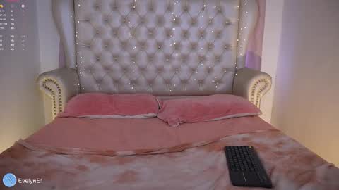 evelyn evelyn online show from January 10, 6:12 pm