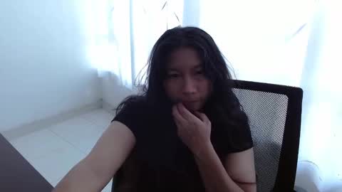 Snapshot of evelyn_flores1 chatting on September 8, 7:02 pm online show from September 8, 7:02 pm