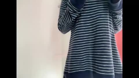 Snapshot of evelyn_jhonson3 chatting on September 18, 7:23 pm E V E L Y N online show from September 18, 7:23 pm