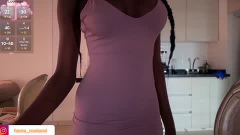 Snapshot of evelyn_jhonson3 chatting on January 30, 12:48 pm E V E L Y N online show from January 30, 12:48 pm