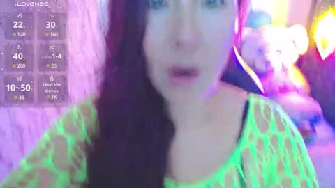 Juliana online show from January 16, 7:10 pm