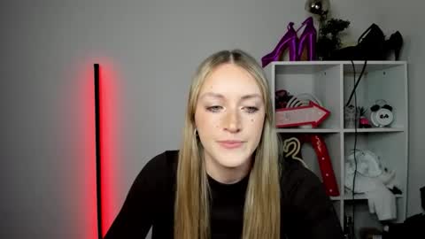 evelynblond online show from April 27, 12:35 pm