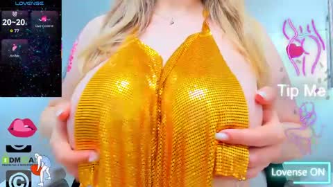 evelyne_rose online show from April 22, 5:04 am