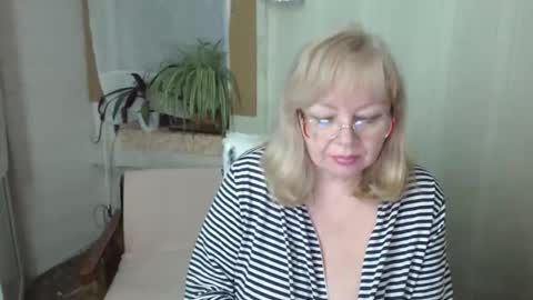 BarbaraBlondy online show from March 5, 8:15 pm