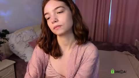 Snapshot of evi_brook chatting on September 27, 9:49 am evi_brook online show from September 27, 9:49 am