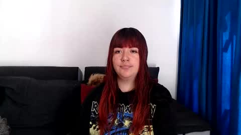 evilheart_69 online show from March 11, 7:05 pm