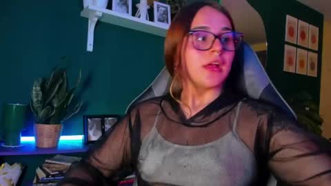 EVY online show from April 23, 1:03 am