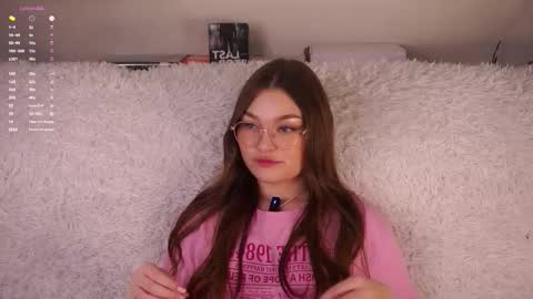 Emma online show from October 9, 1:04 pm