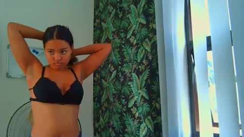 courtney online show from April 21, 6:09 am