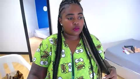 Snapshot of exotic_karmella chatting on September 23, 9:02 pm exotic_karmella online show from September 23, 9:02 pm