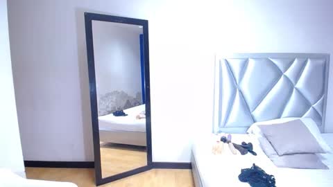 Snapshot of exotic_karmella chatting on February 5, 9:18 pm exotic_karmella online show from February 5, 9:18 pm