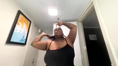 exotiiccmonroe1 online show from February 24, 6:28 pm