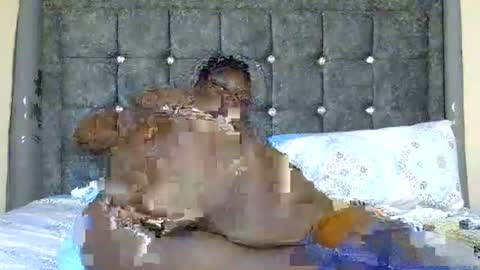 Snapshot of explicitly_certified chatting on March 12, 2:20 am explicitly_certified online show from March 12, 2:20 am