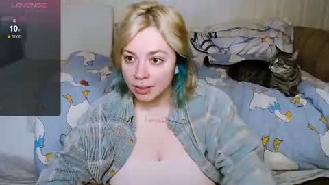 eyes_are_higher16333 online show from June 9, 1:43 pm