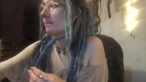 Fae online show from February 1, 4:35 am