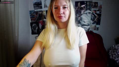 Snapshot of faiirylight chatting on October 1, 6:07 am Eve online show from October 1, 6:07 am