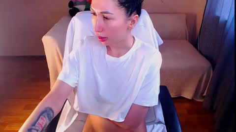 Elli  online show from March 21, 12:32 pm