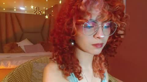 FAIRY online show from April 26, 9:45 pm