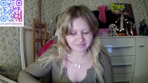 Snapshot of fairydreams_ chatting on December 30, 9:19 pm Arisha online show from December 30, 9:19 pm
