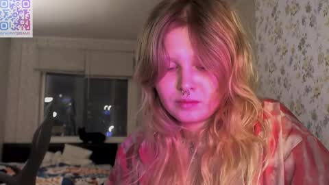 Snapshot of fairydreams_ chatting on February 25, 4:57 pm Arisha online show from February 25, 4:57 pm