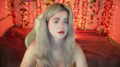Vi  online show from June 22, 3:31 pm