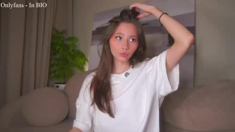 Kaori online show from April 24, 7:38 pm