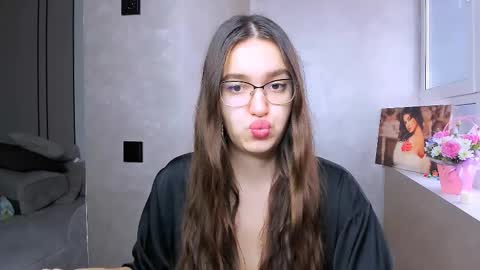 fancy bunny online show from December 18, 7:24 am