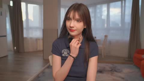 Kim online show from April 26, 3:10 pm