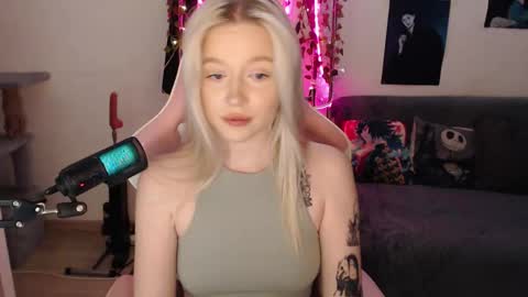 Lisa online show from February 27, 11:10 am