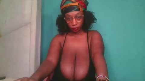 Snapshot of fantasymelons1 chatting on October 21, 12:20 pm Fantasy melons online show from October 21, 12:20 pm