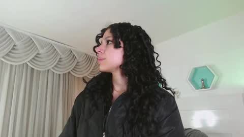 Farah online show from February 16, 12:05 pm