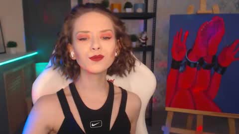 Fascinating   Eyes online show from January 4, 6:09 pm