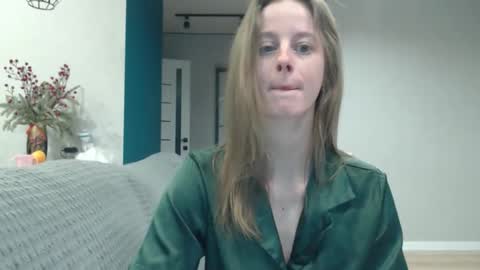 favoriteyour online show from January 14, 5:34 am