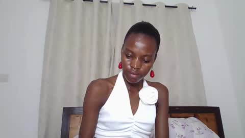 feetlovely507541 online show from December 4, 7:21 am