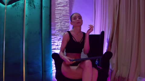 FeetVibe online show from April 26, 4:54 am