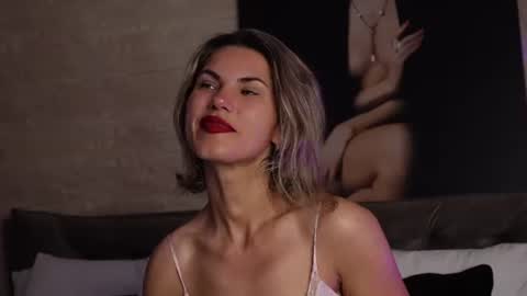 FeliciaKrige online show from June 26, 6:31 pm