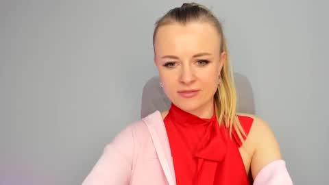 felorina online show from April 11, 8:12 pm