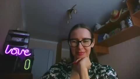 feraliss online show from February 2, 11:31 am