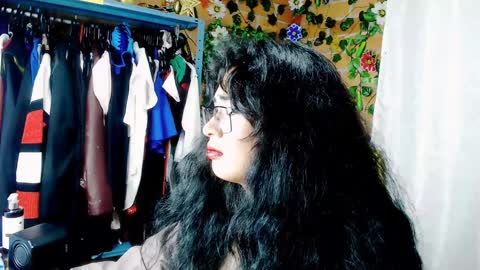 HAN ABRILNice to meet you please help me with a thumbs up it is important to me thank you online show from January 1, 5:33 am