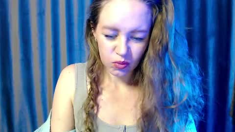 fern_lust online show from April 25, 2:47 pm