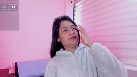 fernanda_liie_ online show from April 13, 12:39 pm
