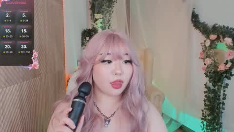 Snapshot of ferry_tail chatting on December 13, 1:55 pm ferry_tail online show from December 13, 1:55 pm