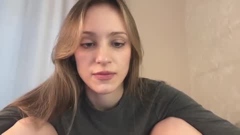 Lisa online show from March 6, 10:30 am