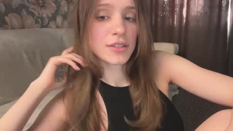 Lisa online show from April 25, 11:13 am