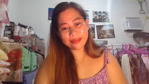 Snapshot of filipina_beauty69 chatting on September 27, 5:31 pm filipina beauty. online show from September 27, 5:31 pm