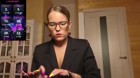 Lady online show from October 6, 3:45 am