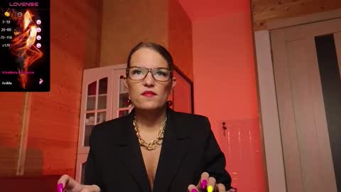 Lady online show from October 30, 11:17 pm