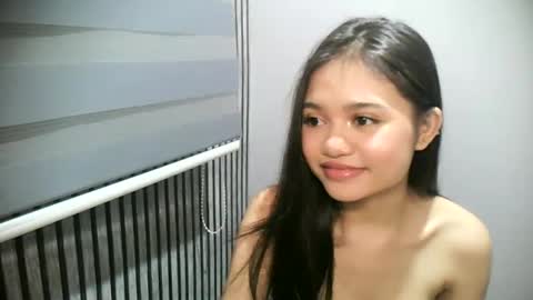 KEONA online show from April 16, 4:28 pm